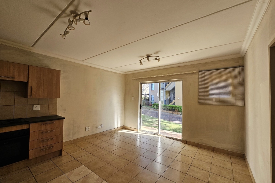To Let 2 Bedroom Property for Rent in Geelhoutpark North West
